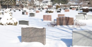 kar kaplı mezarlığı