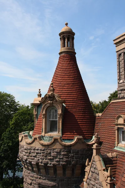 Wieża pokój z oknem na zamku — Zdjęcie stockowe