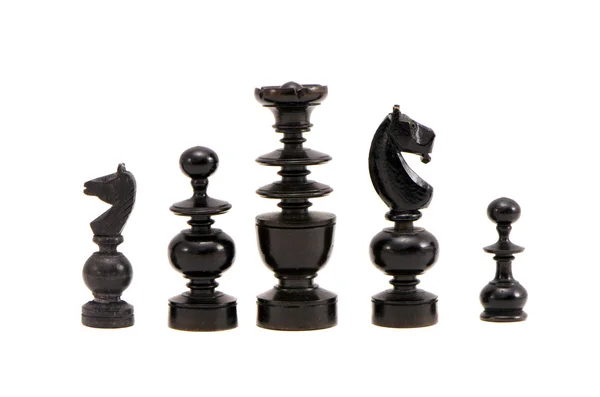 Изолированные винтажные деревянные шахматы — стоковое фото