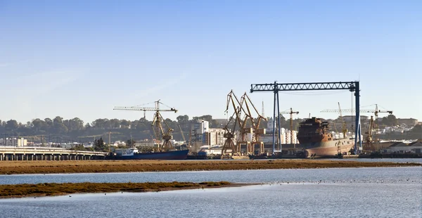 Werft in Odiel River — Stockfoto