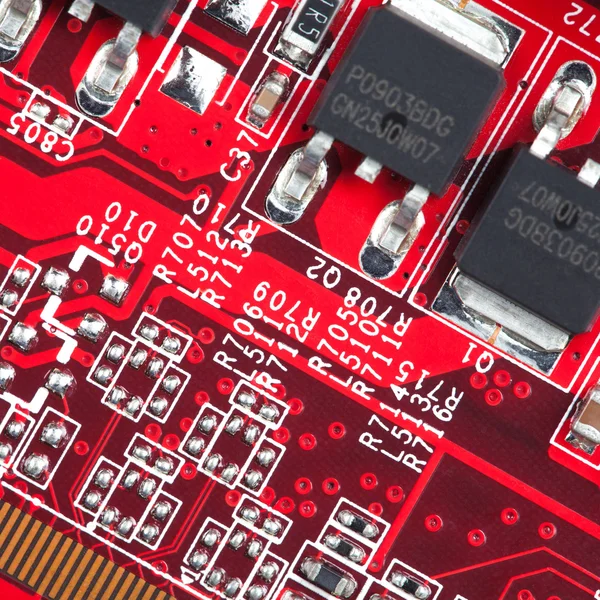 Placă de circuit electronic roșu — Fotografie, imagine de stoc