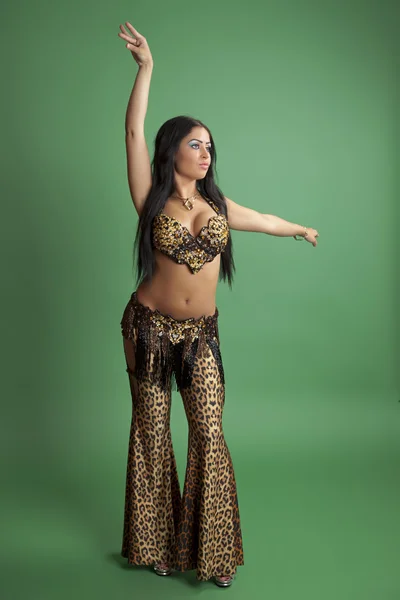 Красивая танцовщица арабского танца Стоковая Картинка
