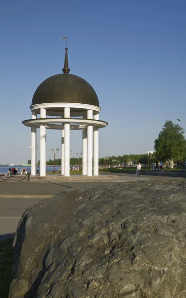 Rotunda quay petrozavodsk üzerinde