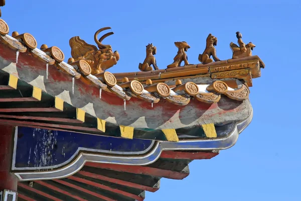 Style architectural chinois traditionnel des cornes de l'avant-toit — Photo