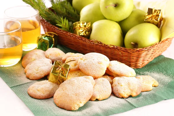 Biscotti di mele per la tavola di Natale — Foto Stock