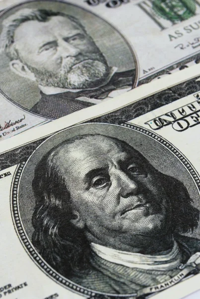 Honderd Amerikaanse dollar toont een close-up — Stockfoto