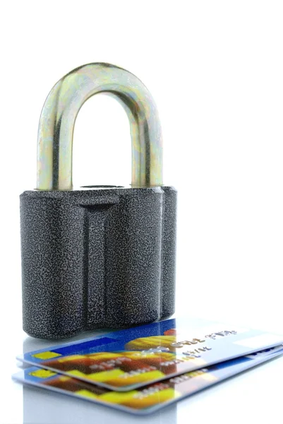 Padlock and credit cards — Stock Photo, Image