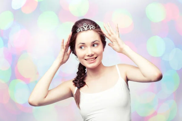 Ragazza in un diadema — Foto Stock