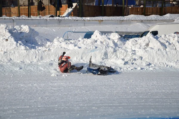 Samara Ice Speedway, la caduta del cavaliere — Foto Stock