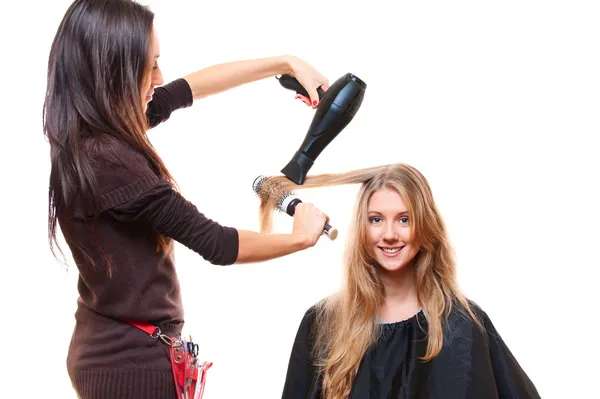 Estudio de tiro de peluquería con secador de pelo — Foto de Stock