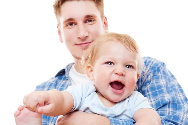 Sonriente hombre sosteniendo riendo riendo bebé niño — Foto de Stock