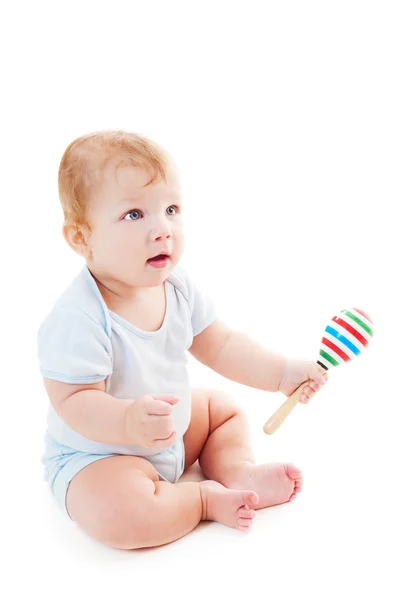 Retrato de bebé niño con sonajero — Foto de Stock
