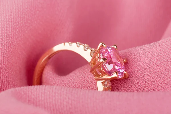 Ring with gem — Stock Photo, Image