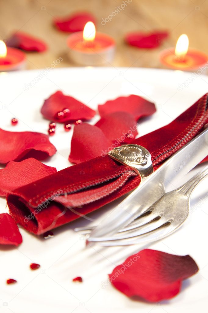 Place setting for valentines day