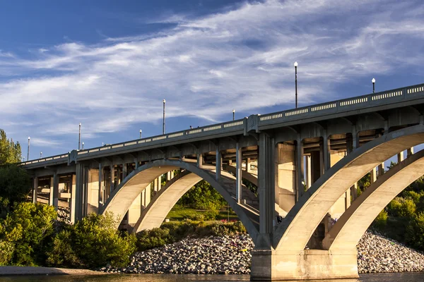コンクリート製の橋 — ストック写真