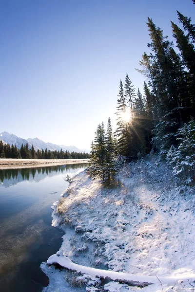 Canal de Two Jack Lake em Banff — Fotografia de Stock