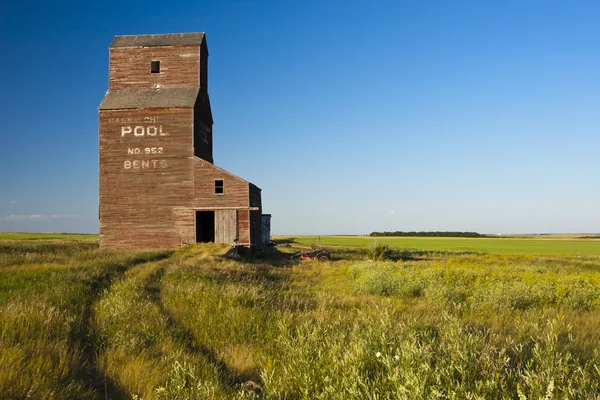 古い穀物エレベーター — ストック写真