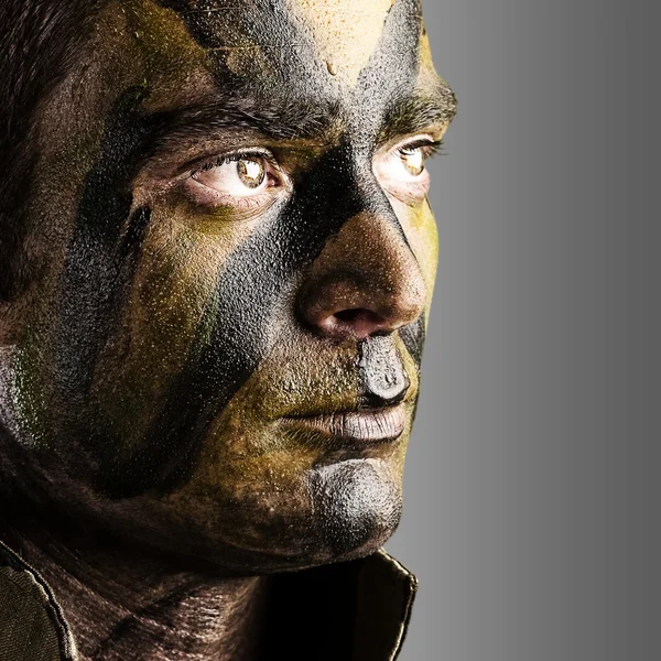 Asker yüzü boyalı — Stok fotoğraf