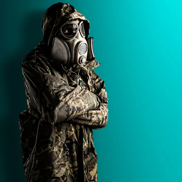 Voják s maskou — Stock fotografie