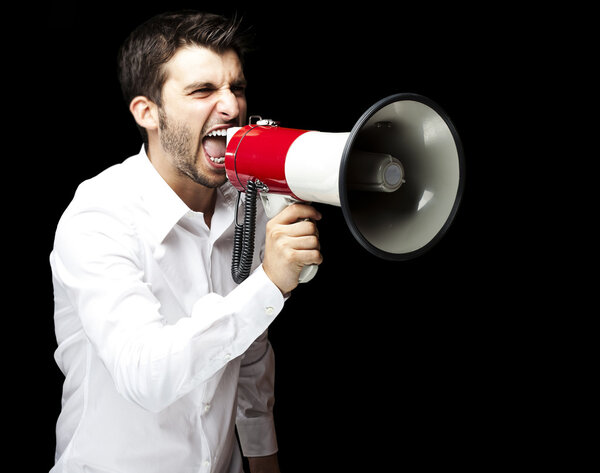 человек с мегафоном