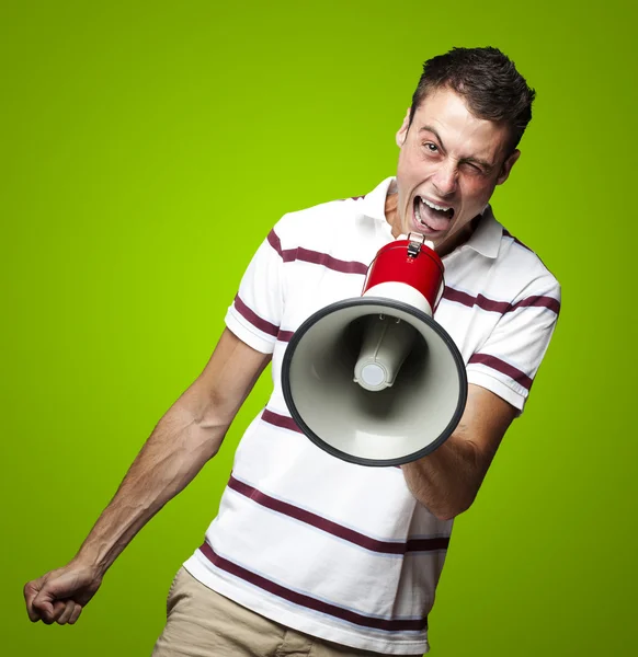 L'uomo urla con il megafono — Foto Stock