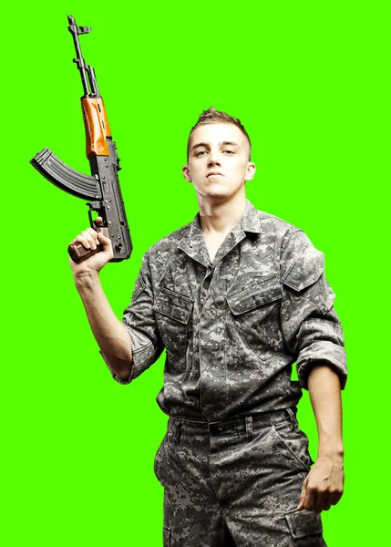 Молодий солдат, ізольовані — стокове фото