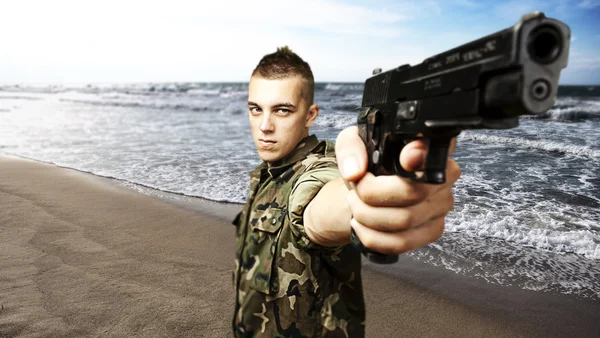 Młody żołnierz, mające — Zdjęcie stockowe