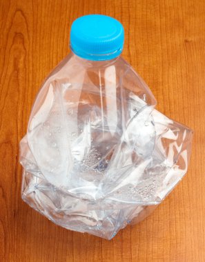plastik şişe
