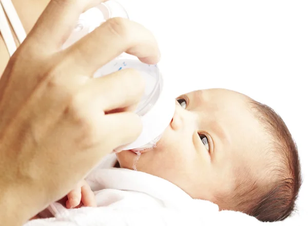 Beber recém-nascido — Fotografia de Stock