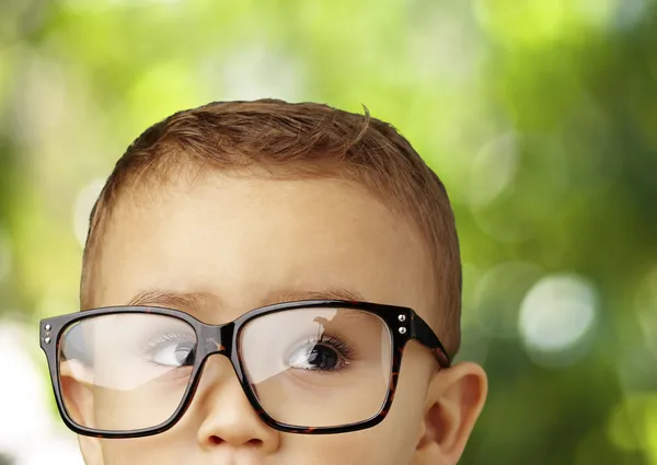 Kid with glasses — Stock Photo, Image