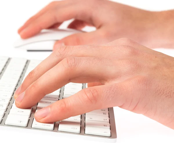 Man te typen van het toetsenbord — Stockfoto