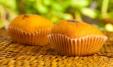 Muffin hasır üzerinde