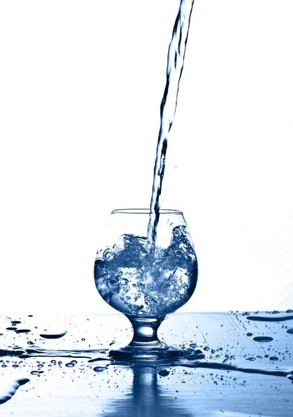 Tekoucí voda — Stock fotografie