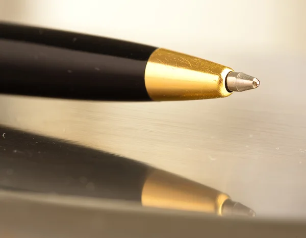 Reflexão caneta — Fotografia de Stock