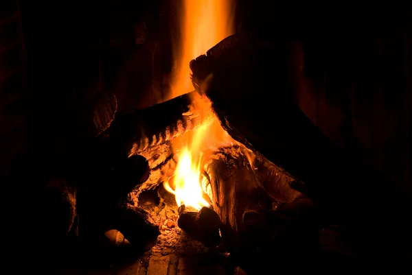 Fuego por la noche — Foto de Stock