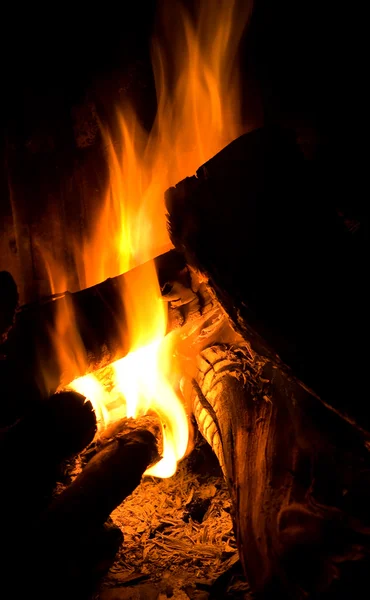 Brand in de nacht — Stockfoto