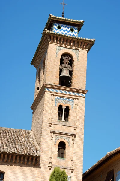 Torre de sino da Igreja de San Gil y Santa Ana — Fotografia de Stock