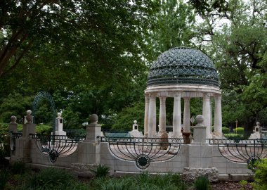 Memorial Rotunda clipart