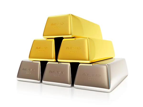 Pirámide de barras de oro y plata sobre fondo blanco —  Fotos de Stock