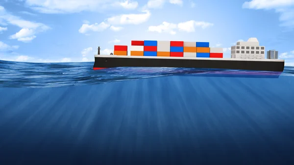 Грузовой танкер, плывущий через океан — стоковое фото