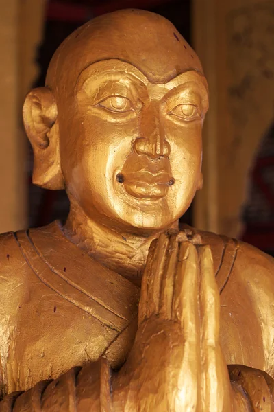 Boeddha houtsnijwerk — Stockfoto
