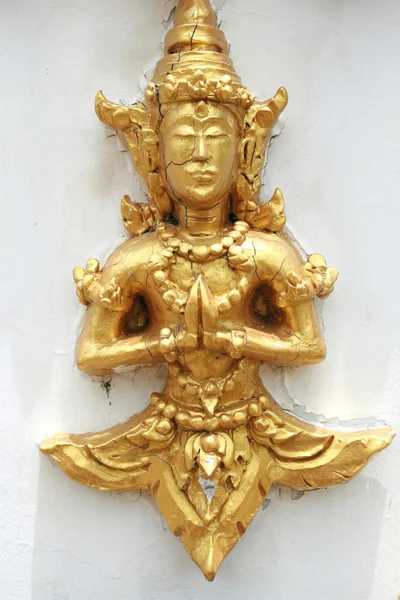 Estatua pequeña de oro — Foto de Stock