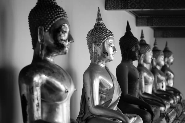 Buddha statue, Black and white — Stock Photo, Image