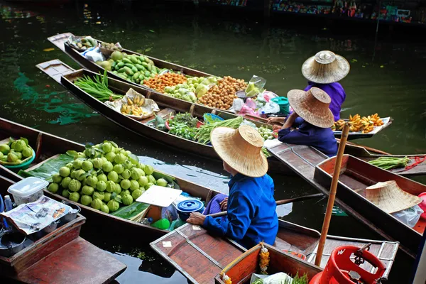 Marché flottant en Thaïlande Images De Stock Libres De Droits