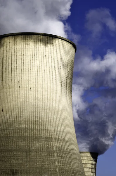 Cooling tower — Stock Photo, Image