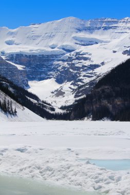 Lake Louise clipart