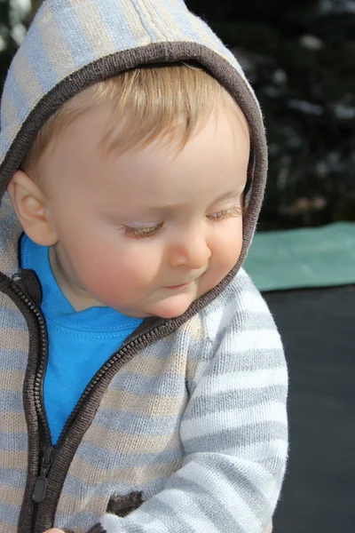 Bebê exterior — Fotografia de Stock