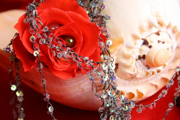 赤いバラの真珠 — ストック写真
