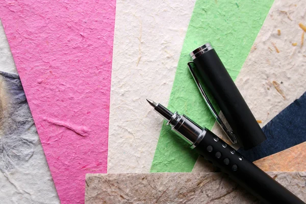 Papel e caneta feitos à mão — Fotografia de Stock