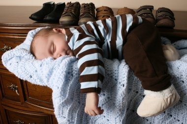 erkek bebek uyku